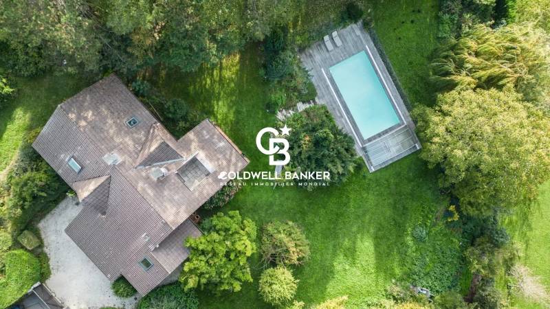 Vente belle maison de 6 pièces avec piscine 74100 - Vétraz Monthoux